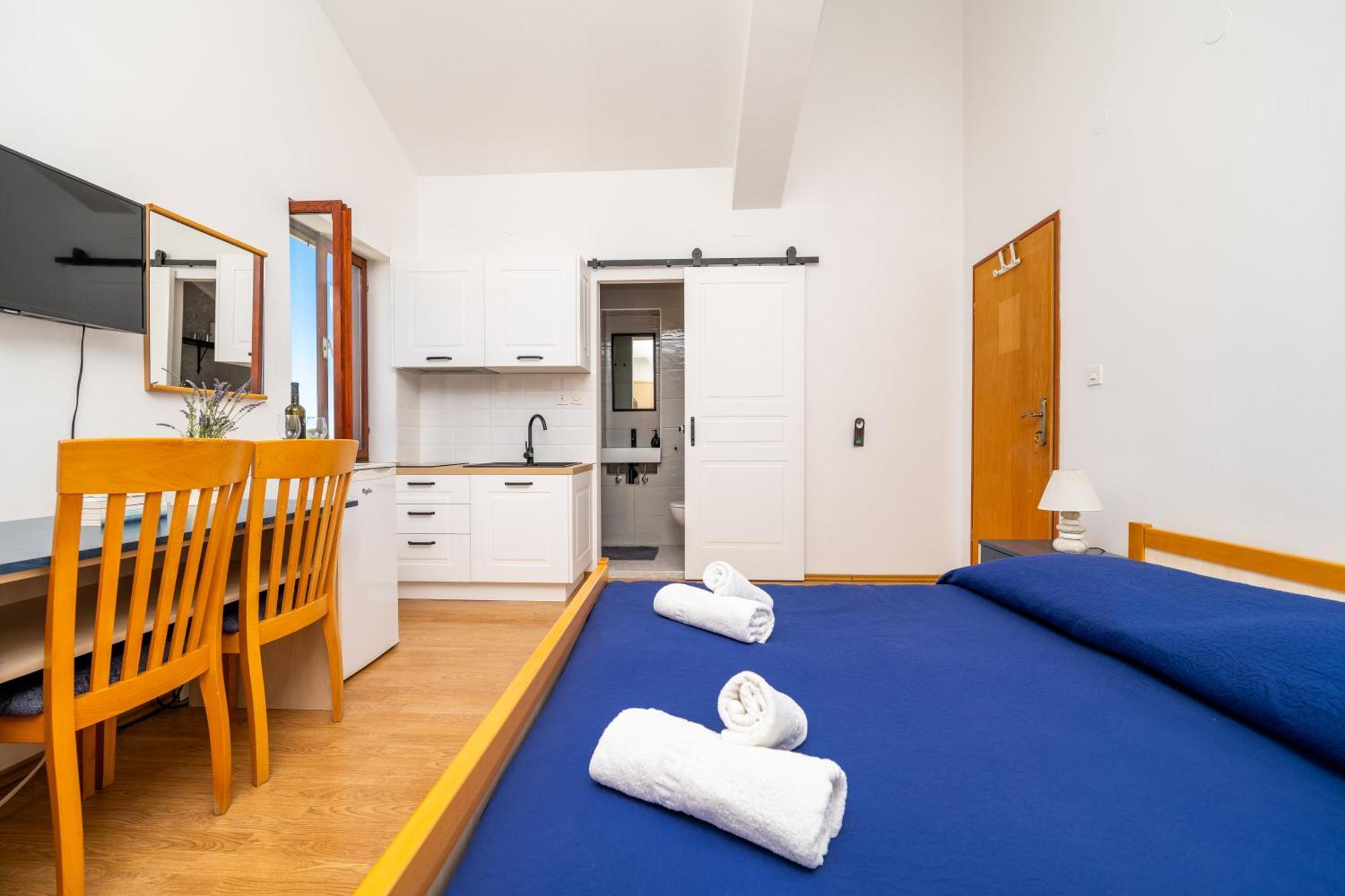 Sobe I Apartman Mareta Miholascica Exterior foto